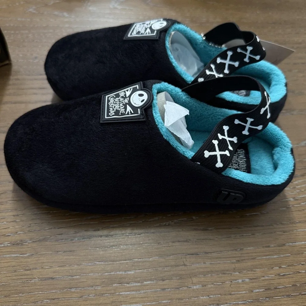Disney Nightmare Before Christmas Shoes Youth Size 4 Black Slippers Jack